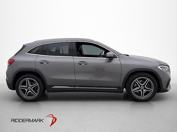 Mercedes-Benz GLA 200 9 of 30