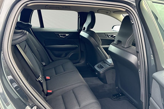 Volvo V60 11 of 11
