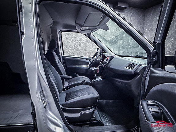 Fiat Doblo 14 of 21