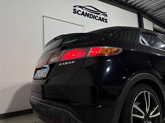Honda Civic 8 of 30