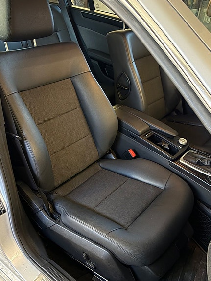 Mercedes-Benz E 250 14 of 26