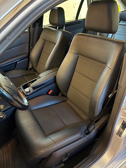 Mercedes-Benz E 250 13 of 26