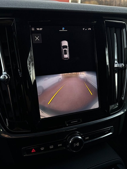 Volvo V90 Cross Country 21 of 30