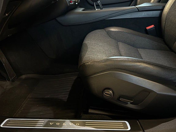 Volvo V90 Cross Country 22 of 30