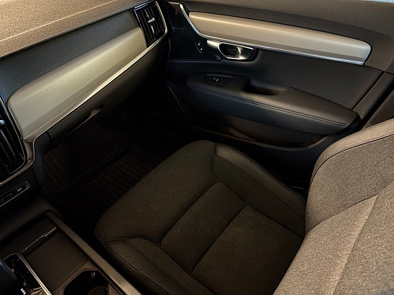 Volvo V90 Cross Country 14 of 30