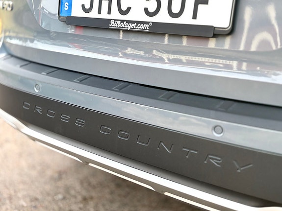 Volvo V90 Cross Country 11 of 30