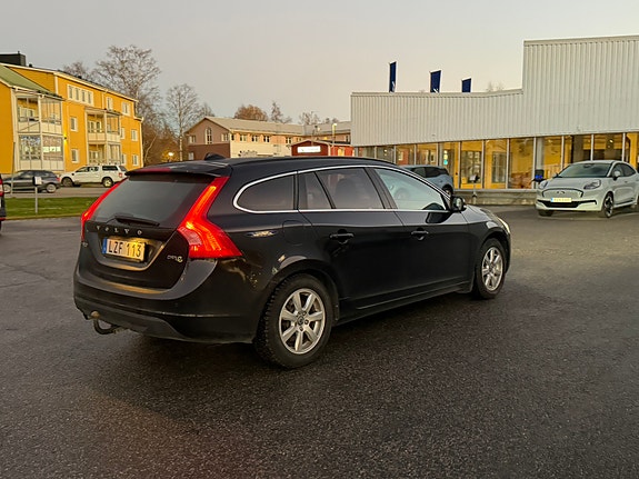 Volvo V60 5 of 8