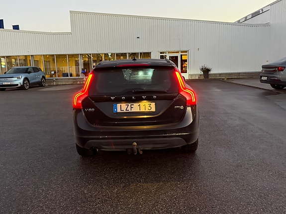 Volvo V60 6 of 8