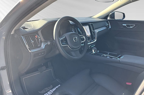 Volvo V60 7 of 14