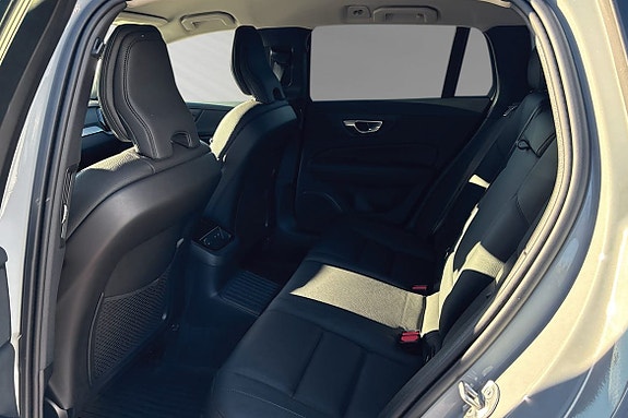 Volvo V60 8 of 14