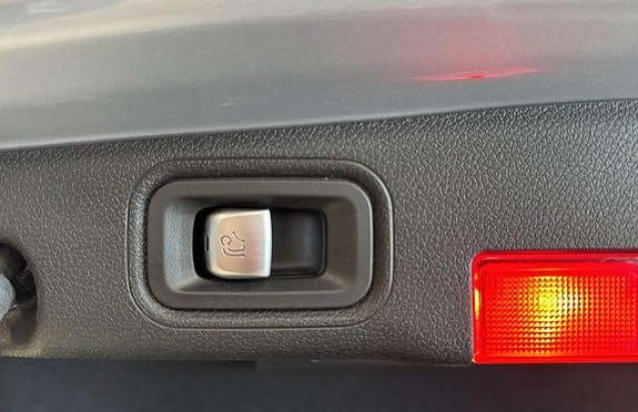 Mercedes-Benz E 220 d 14 of 21