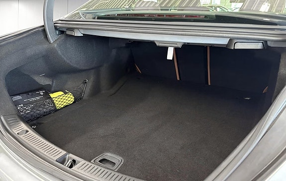 Mercedes-Benz E 220 d 12 of 21
