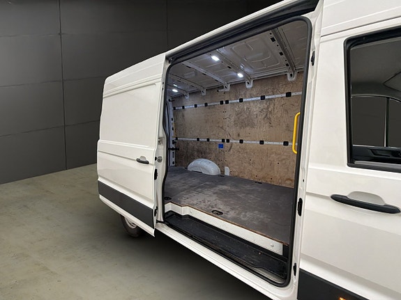 Volkswagen Crafter 12 of 29