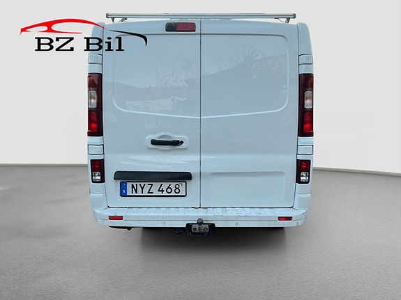 Opel Vivaro 4 of 21