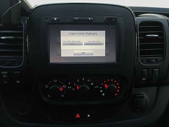 Opel Vivaro 16 of 21