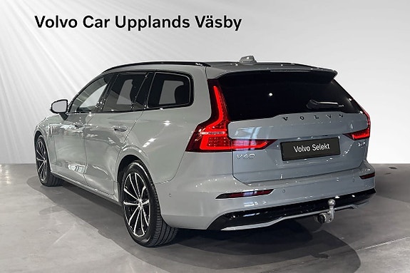 Volvo V60 4 of 16