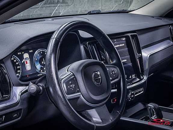 Volvo V60 12 of 27