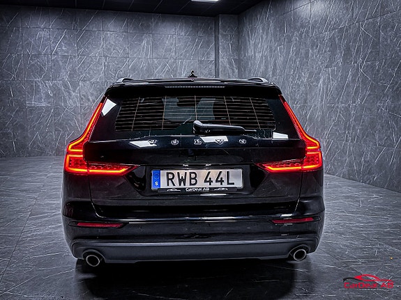 Volvo V60 7 of 27
