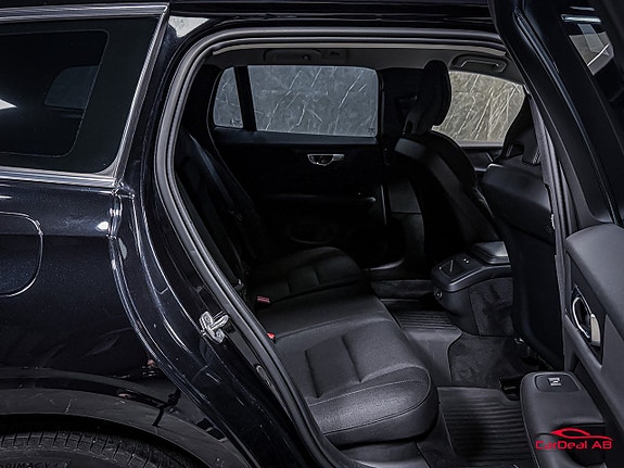 Volvo V60 15 of 27
