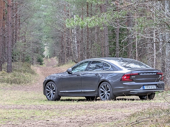 Volvo S90 4 of 7