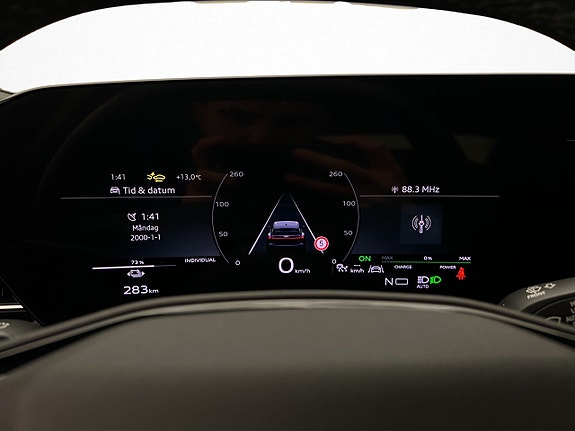 Audi Q6 e-tron 17 of 30