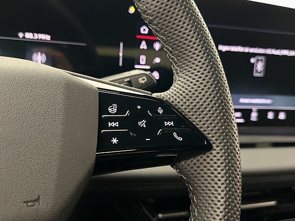 Audi Q6 e-tron 25 of 30