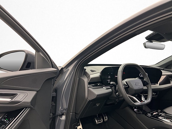 Audi Q6 e-tron 15 of 30