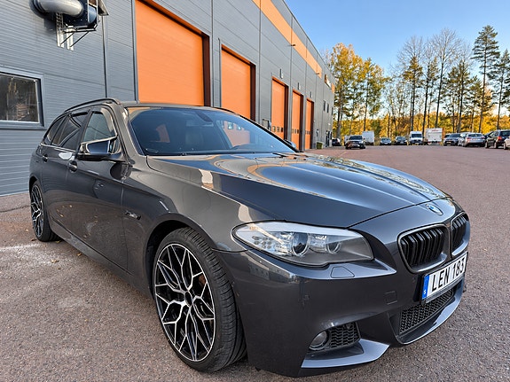 BMW 525d 2 of 7