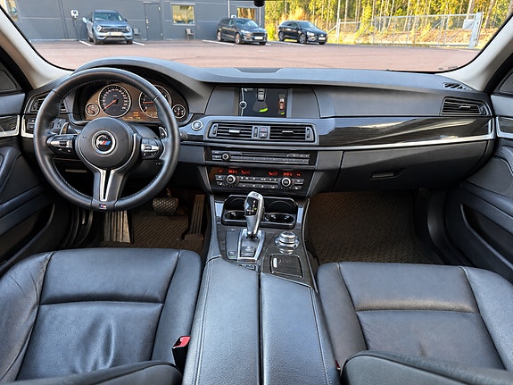 BMW 525d 5 of 7