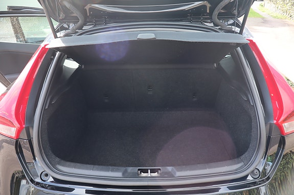 Volvo V40 8 of 9