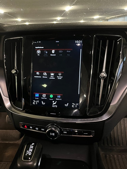 Volvo V60 7 of 10