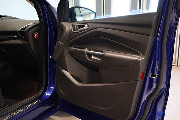 Ford Kuga 22 of 30