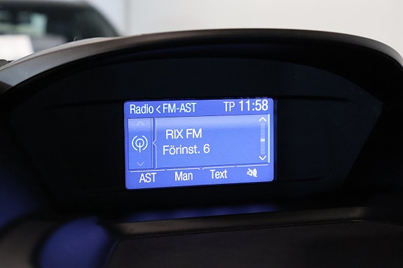 Ford Kuga 27 of 30