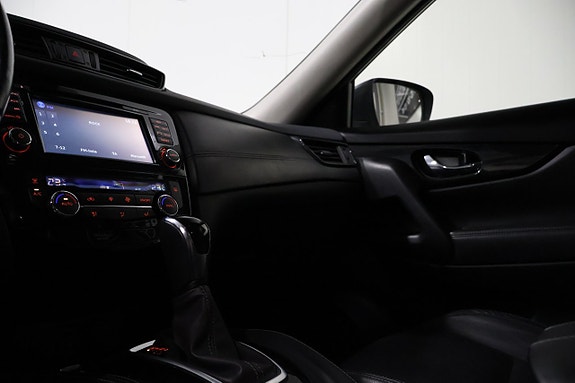 Nissan X-Trail 9 of 24