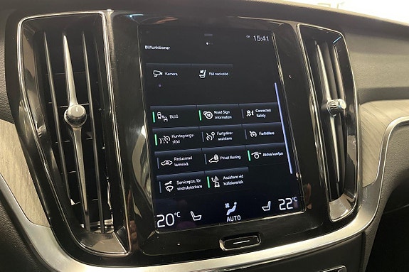 Volvo V60 19 of 30