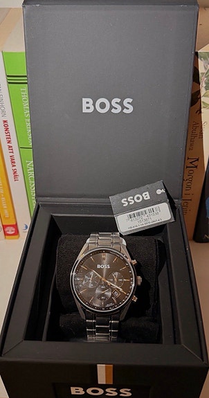Product image 1 of 2