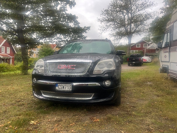 GMC Acadia