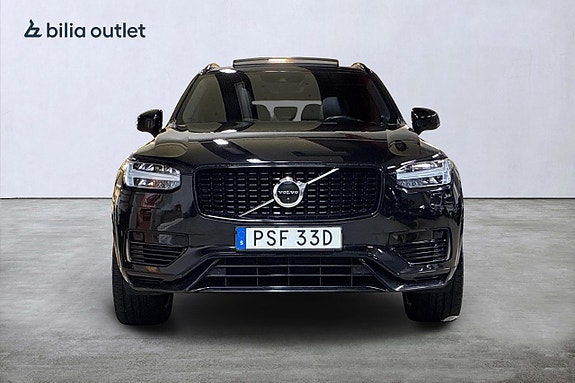 Volvo XC90 3 of 30