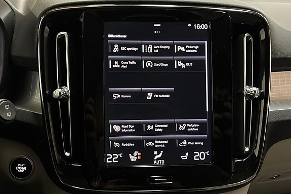 Volvo XC40 23 of 28