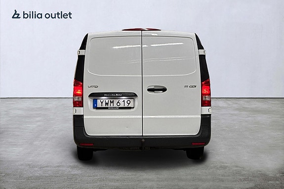 Mercedes-Benz Vito 111 7 of 17