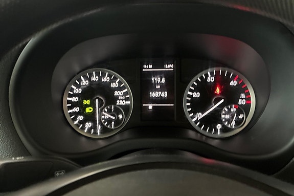 Mercedes-Benz Vito 111 14 of 17