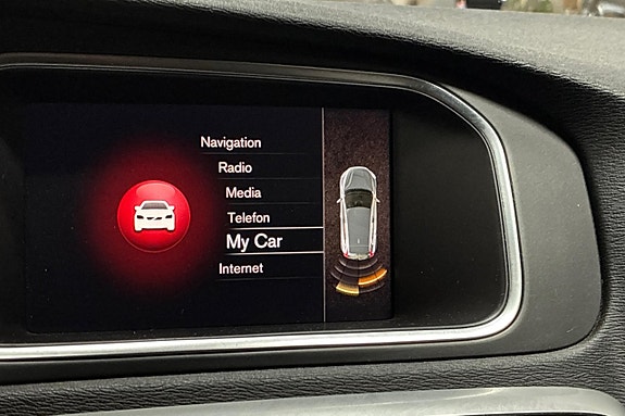 Volvo V40 19 of 22