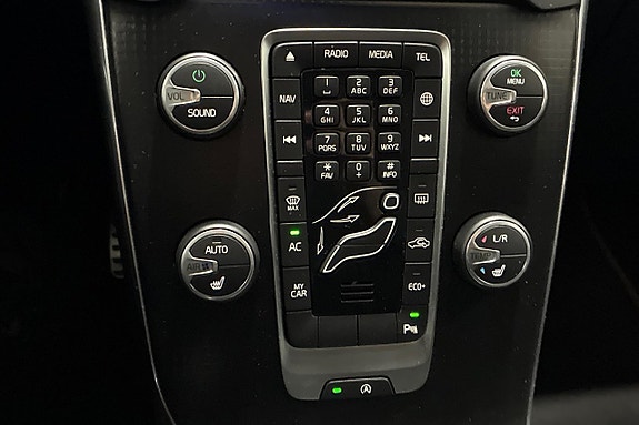 Volvo V40 22 of 22