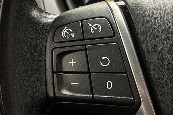 Volvo V40 21 of 22