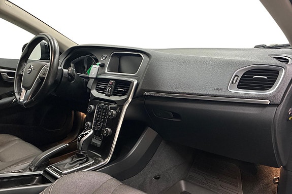 Volvo V40 Cross Country 15 of 30