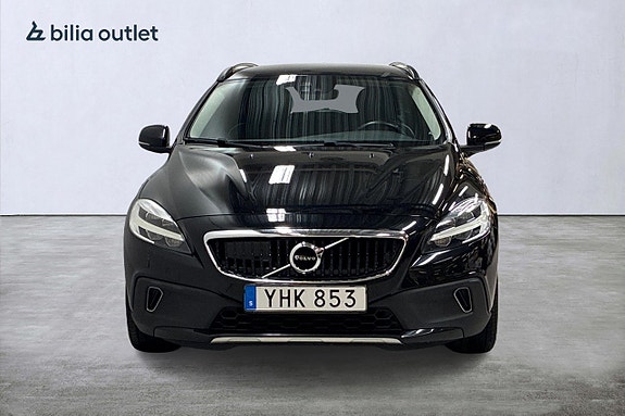 Volvo V40 Cross Country 3 of 30