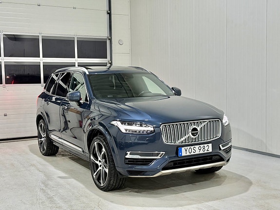 Volvo XC90 5 of 24
