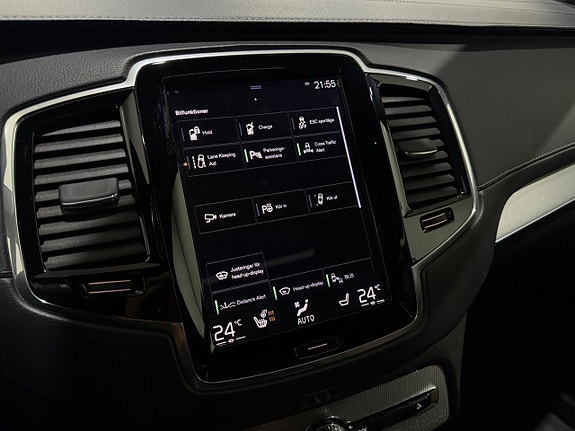 Volvo XC90 20 of 24
