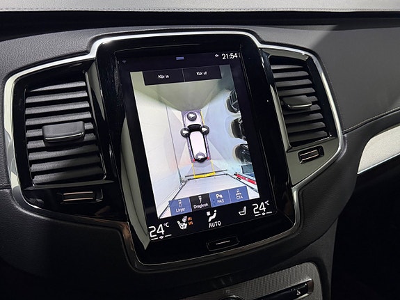 Volvo XC90 17 of 24