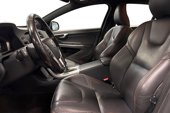 Volvo V60 Cross Country 13 of 26